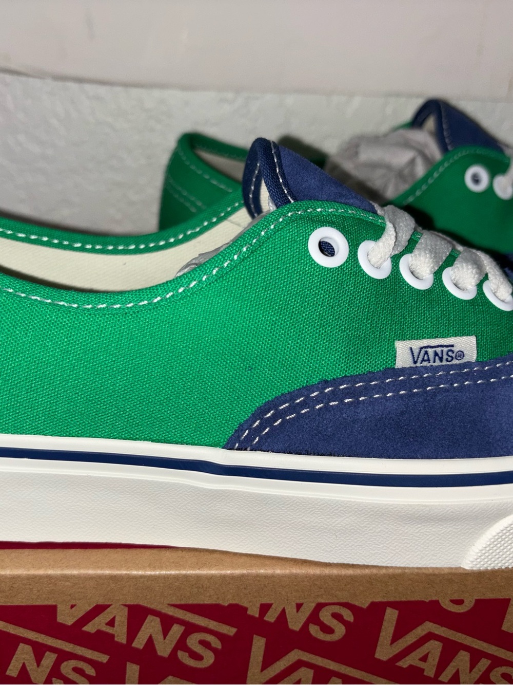 Vans Authentic Multiple Sizes - Picture 9 of 14
